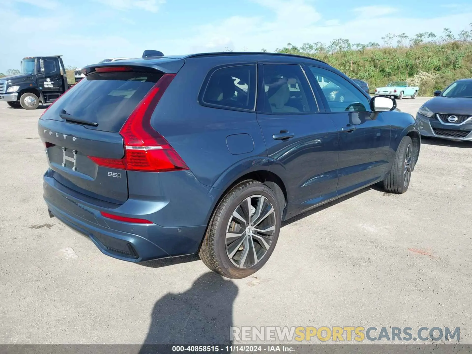 4 Фотография поврежденного автомобиля YV4L12RL7R1928699 VOLVO XC60 2024