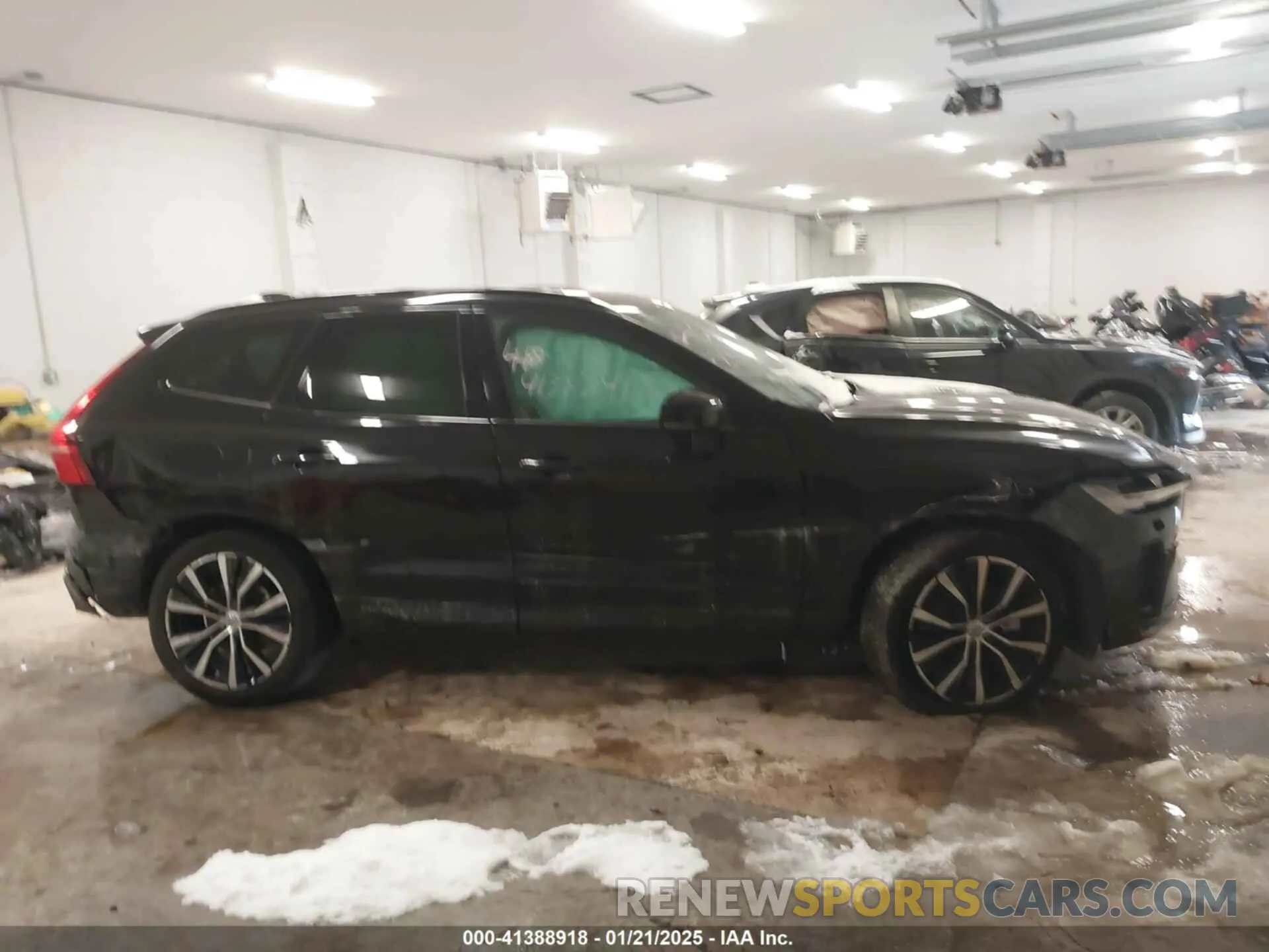 13 Photograph of a damaged car YV4L12RL8R1823184 VOLVO XC60 2024