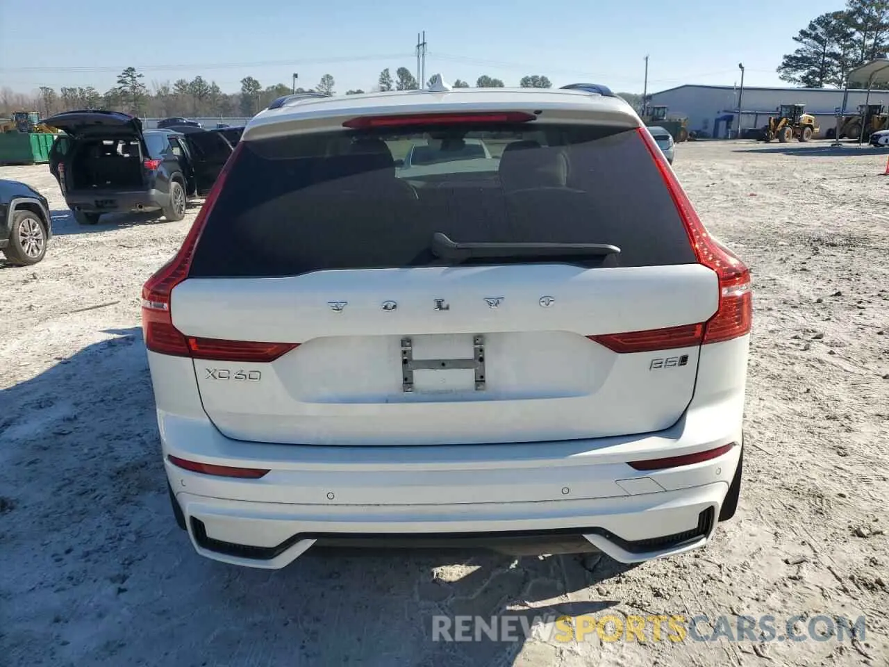 6 Photograph of a damaged car YV4L12RLXR1761741 VOLVO XC60 2024