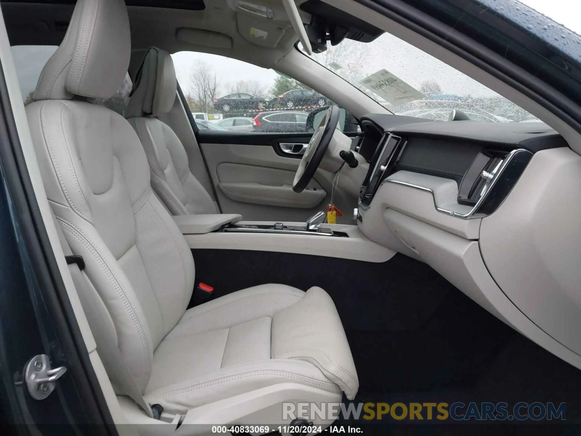 5 Фотография поврежденного автомобиля YV4L12RM8R1745059 VOLVO XC60 2024