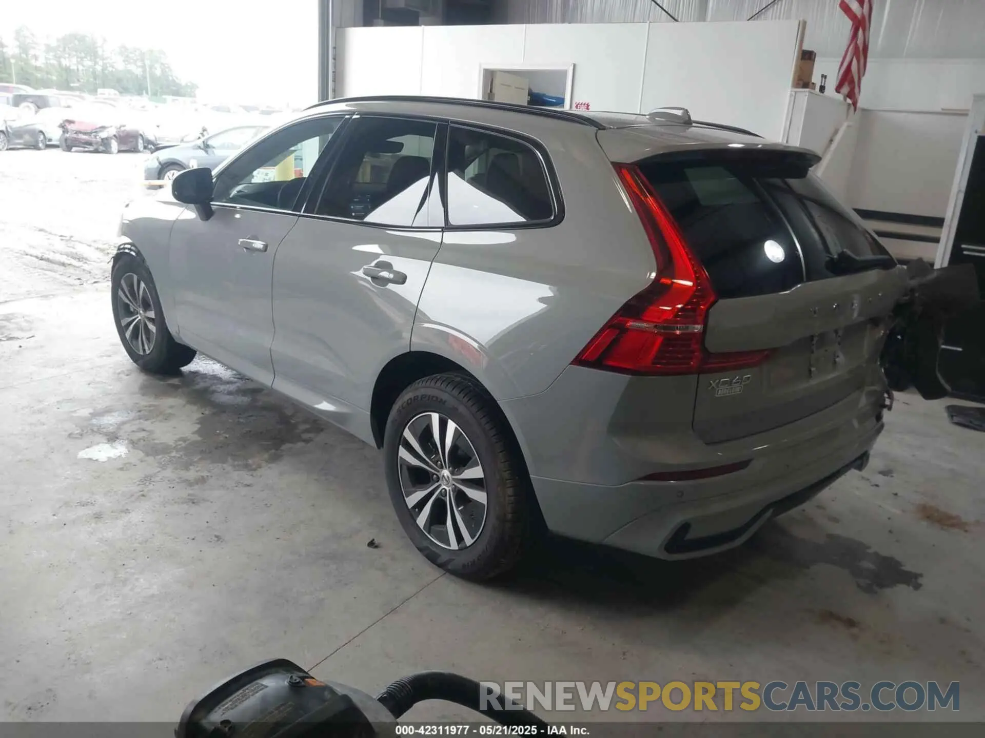 3 Photograph of a damaged car YV4M12RJ5S1012032 VOLVO XC60 2025