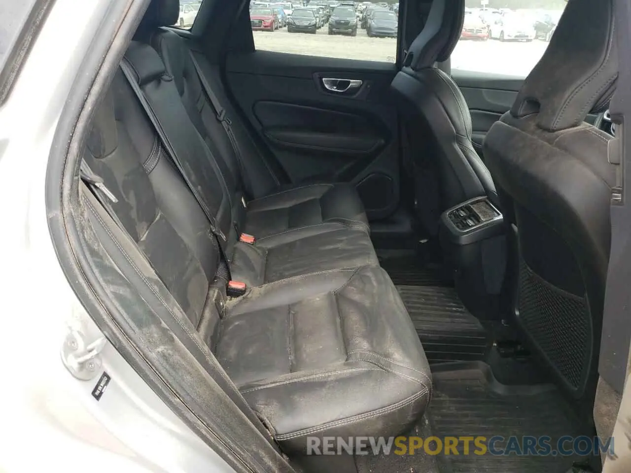 10 Фотография поврежденного автомобиля YV4L12RL1N1083763 VOLVO XC60 B5 IN 2022