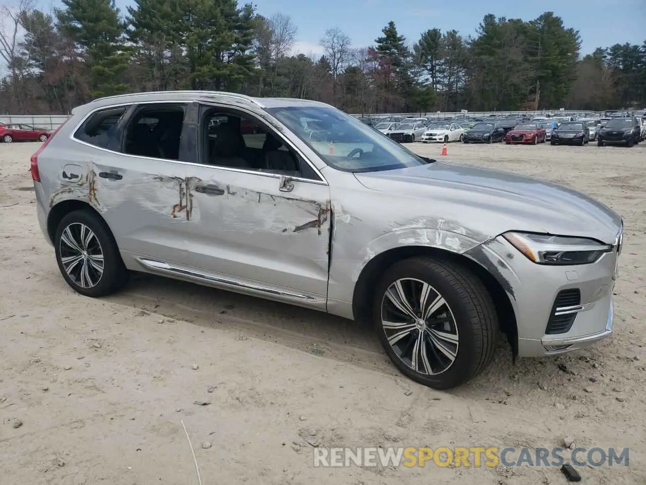 4 Фотография поврежденного автомобиля YV4L12RL1N1083763 VOLVO XC60 B5 IN 2022