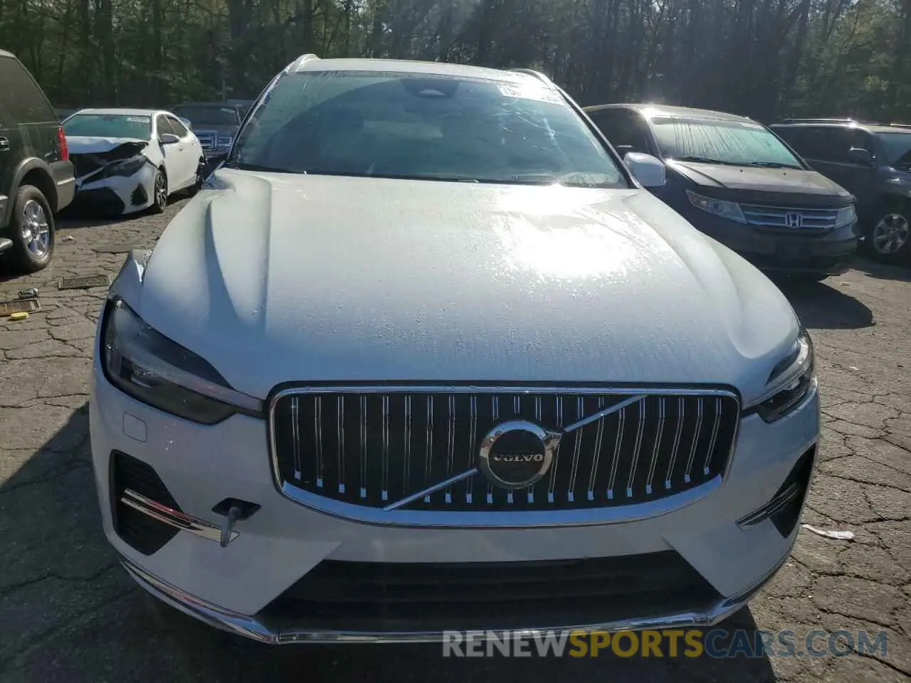 5 Фотография поврежденного автомобиля YV4L12RL6N1044909 VOLVO XC60 B5 IN 2022