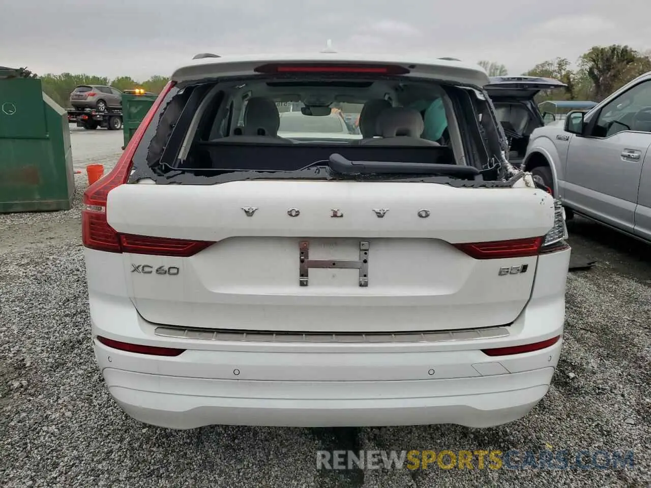 6 Photograph of a damaged car YV4L12RK3N1083867 VOLVO XC60 B5 MO 2022