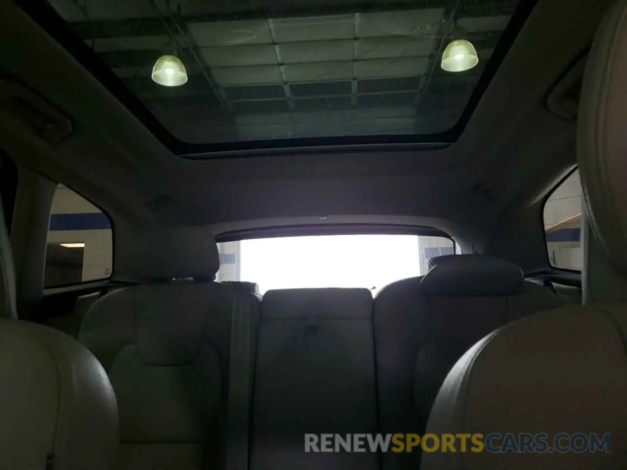 10 Фотография поврежденного автомобиля YV4L12RK4N1052708 VOLVO XC60 B5 MO 2022