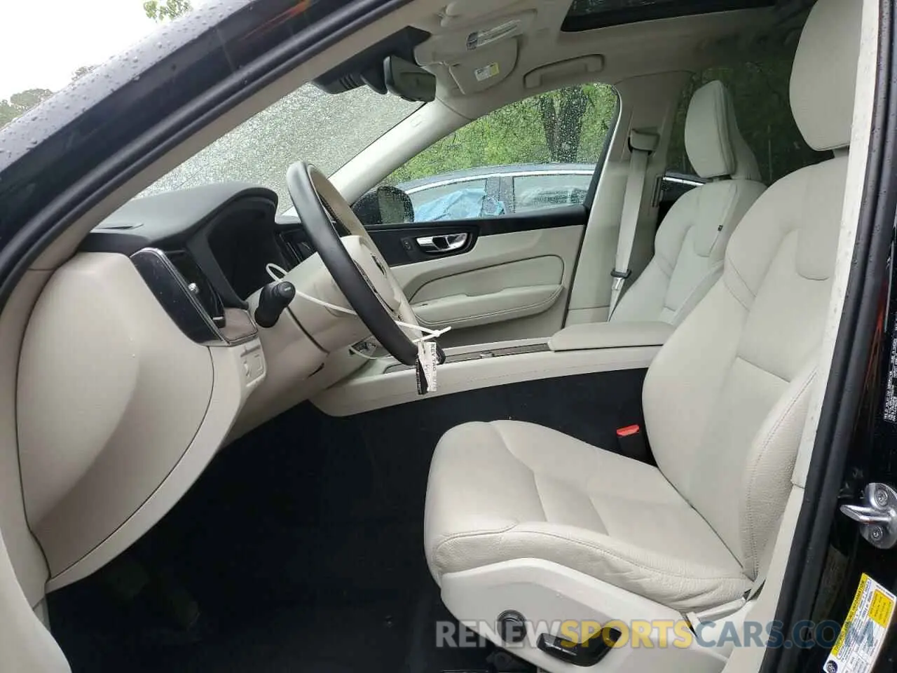 7 Фотография поврежденного автомобиля YV4L12RK4N1052708 VOLVO XC60 B5 MO 2022