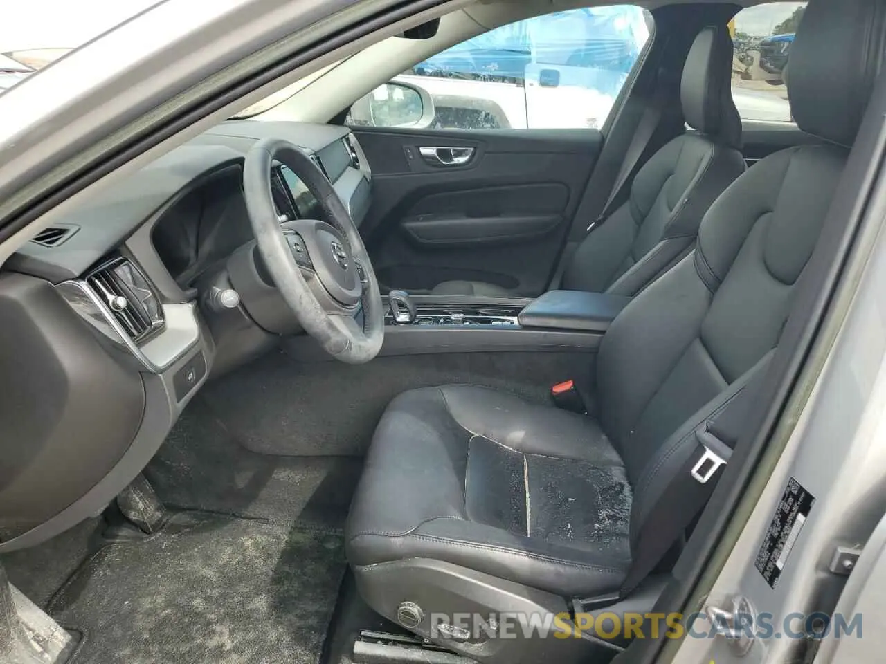 7 Фотография поврежденного автомобиля YV4L12RV0P1239814 VOLVO XC60 CORE 2023