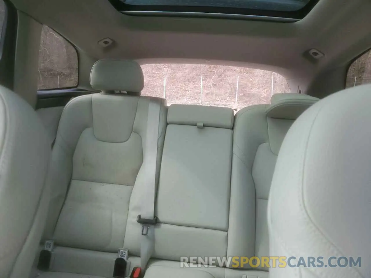 10 Фотография поврежденного автомобиля YV4L12RV5P1369300 VOLVO XC60 CORE 2023