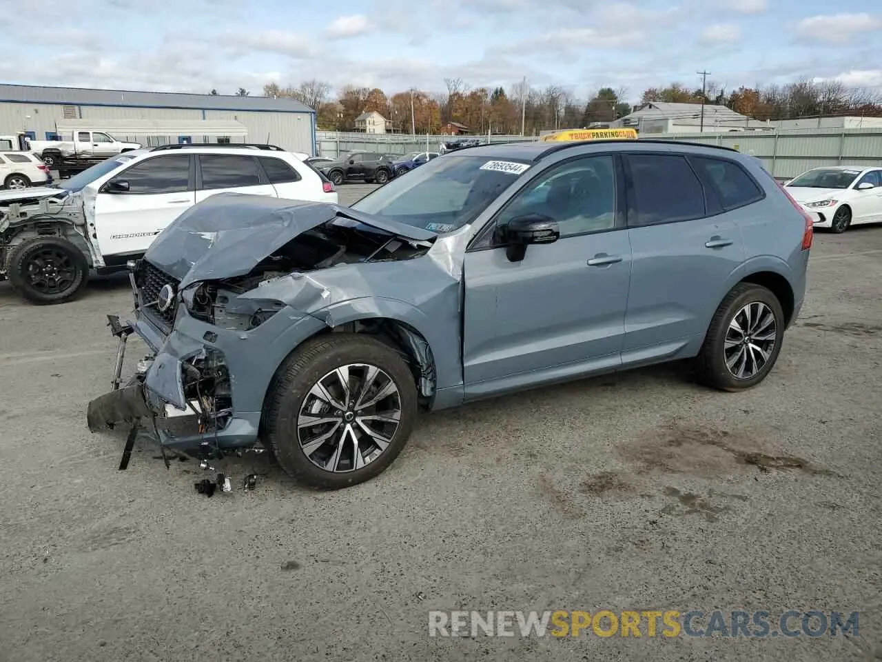 1 Фотография поврежденного автомобиля YV4L12RK3R1762883 VOLVO XC60 CORE 2024