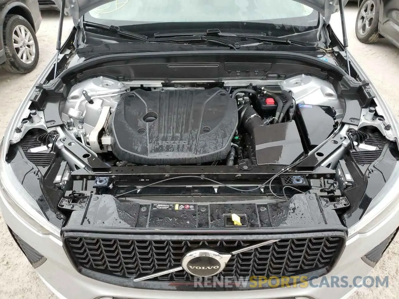 12 Photograph of a damaged car YV4L12RK8R1731256 VOLVO XC60 CORE 2024