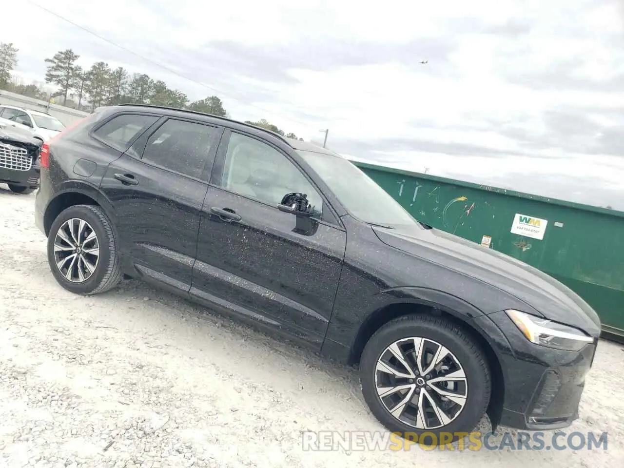 4 Фотография поврежденного автомобиля YV4M12RJ3S1045658 VOLVO XC60 CORE 2025