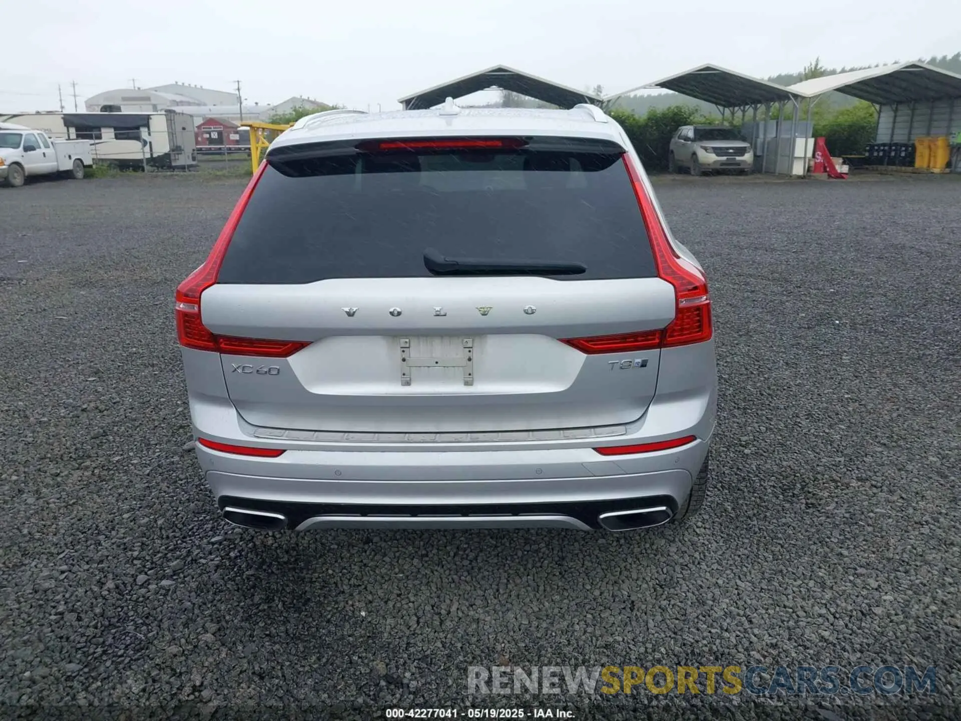 16 Photograph of a damaged car LYVBR0DMXKB238794 VOLVO XC60 HYBRID 2019