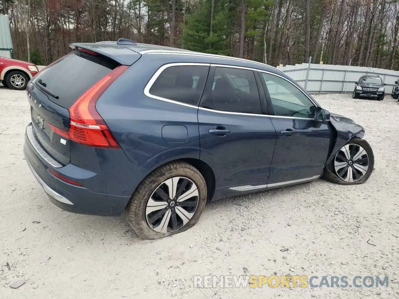 3 Photograph of a damaged car YV4H60DN1P1359219 VOLVO XC60 PLUS 2023