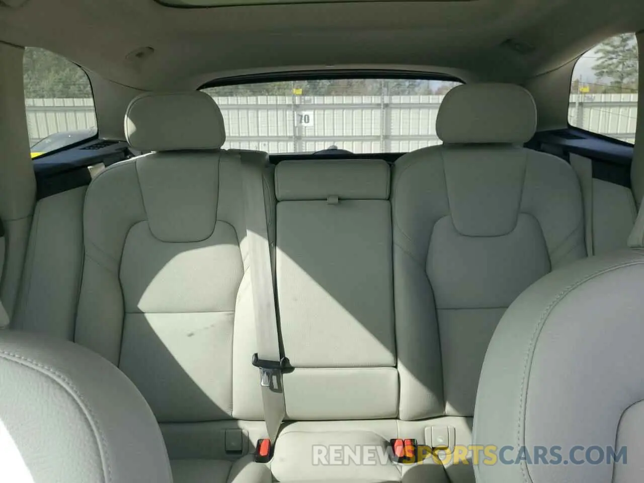 10 Photograph of a damaged car YV4L12DN0P1302014 VOLVO XC60 PLUS 2023