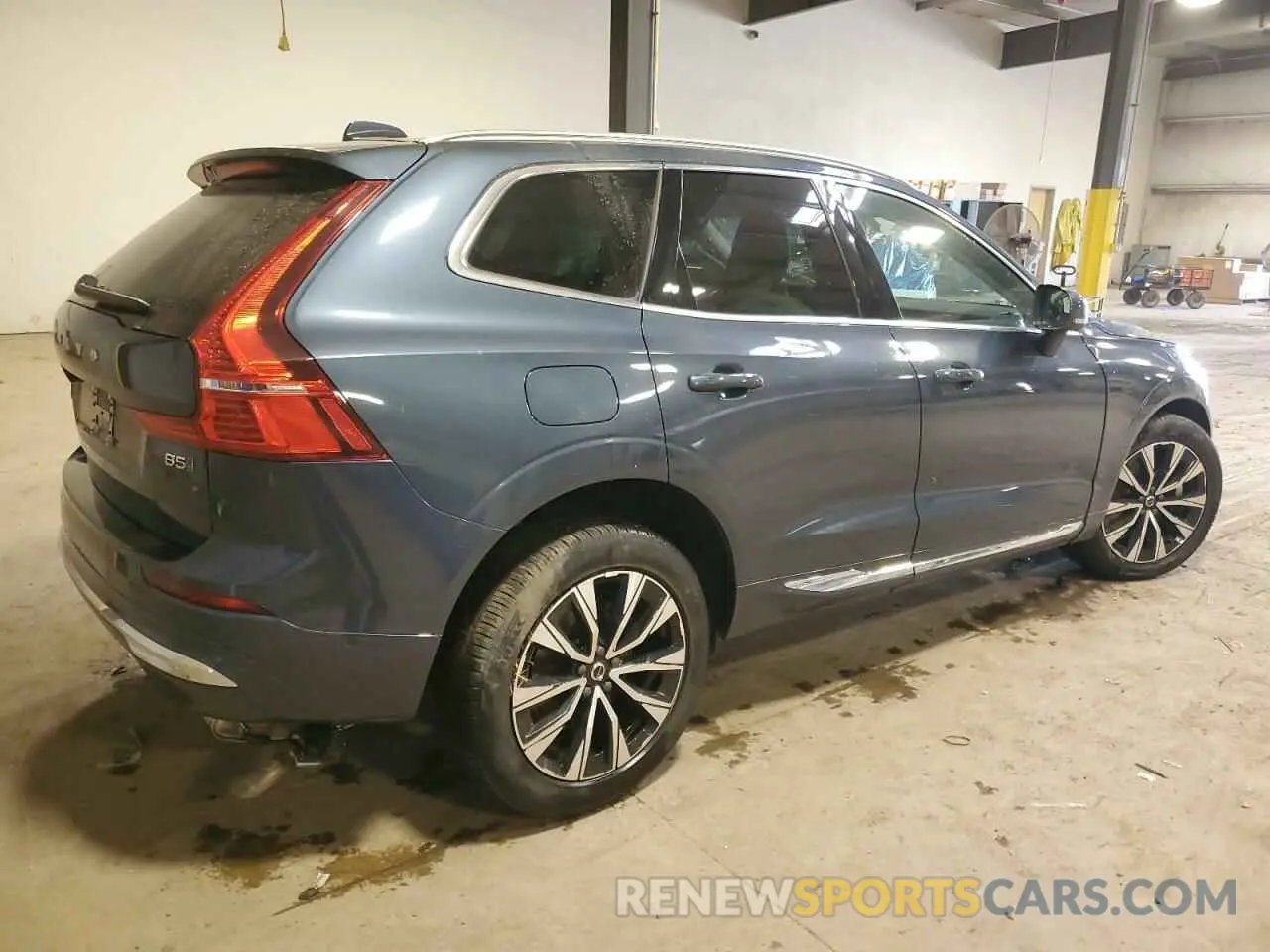 3 Photograph of a damaged car YV4L12RN1P1384974 VOLVO XC60 PLUS 2023