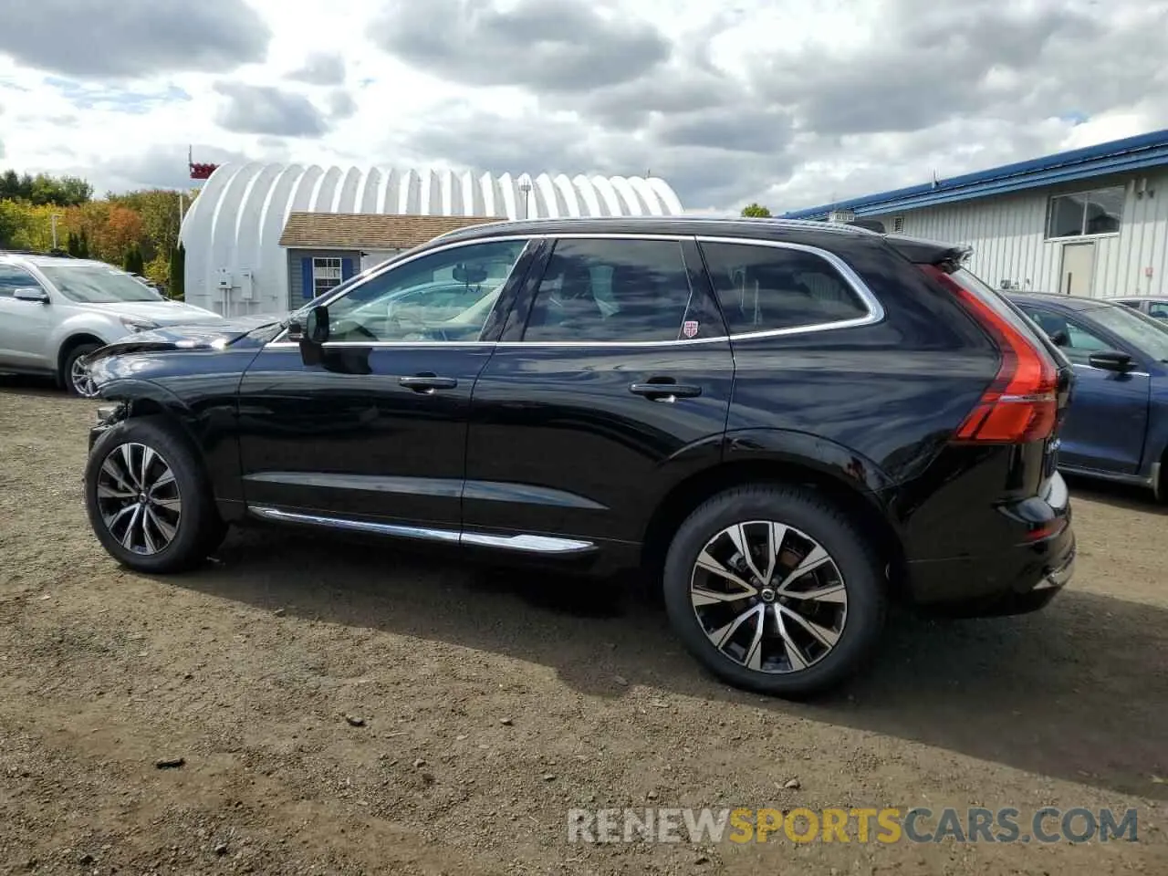 2 Photograph of a damaged car YV4L12RN2P1332950 VOLVO XC60 PLUS 2023