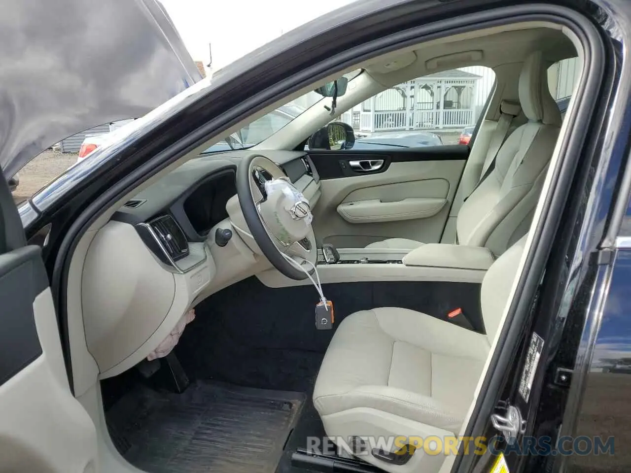 7 Photograph of a damaged car YV4L12RN2P1332950 VOLVO XC60 PLUS 2023