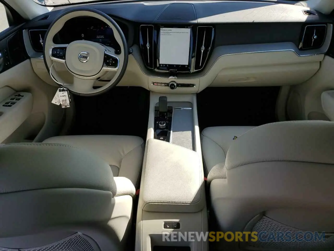 8 Фотография поврежденного автомобиля YV4L12RW5P1368043 VOLVO XC60 PLUS 2023