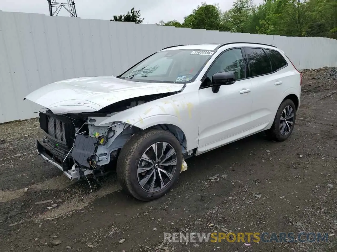 1 Фотография поврежденного автомобиля YV4L12RL1R1783966 VOLVO XC60 PLUS 2024