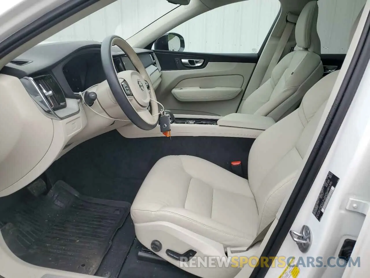 7 Фотография поврежденного автомобиля YV4L12RL1R1783966 VOLVO XC60 PLUS 2024