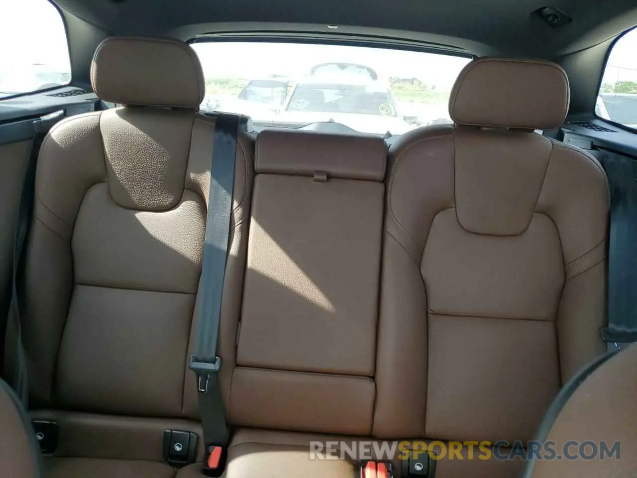 10 Photograph of a damaged car YV4L12RL2R1715563 VOLVO XC60 PLUS 2024