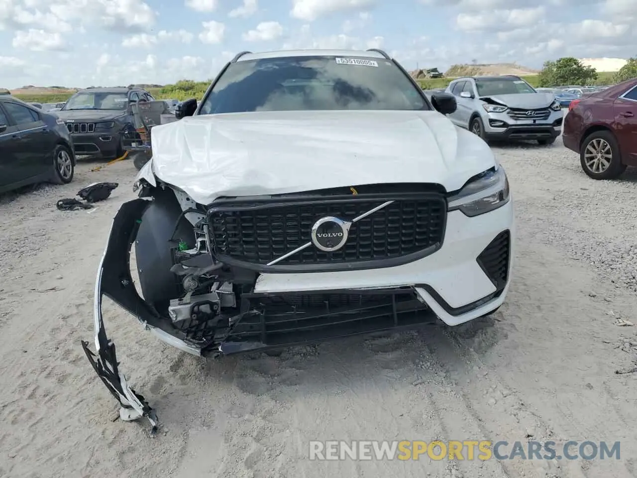 5 Photograph of a damaged car YV4L12RL2R1715563 VOLVO XC60 PLUS 2024