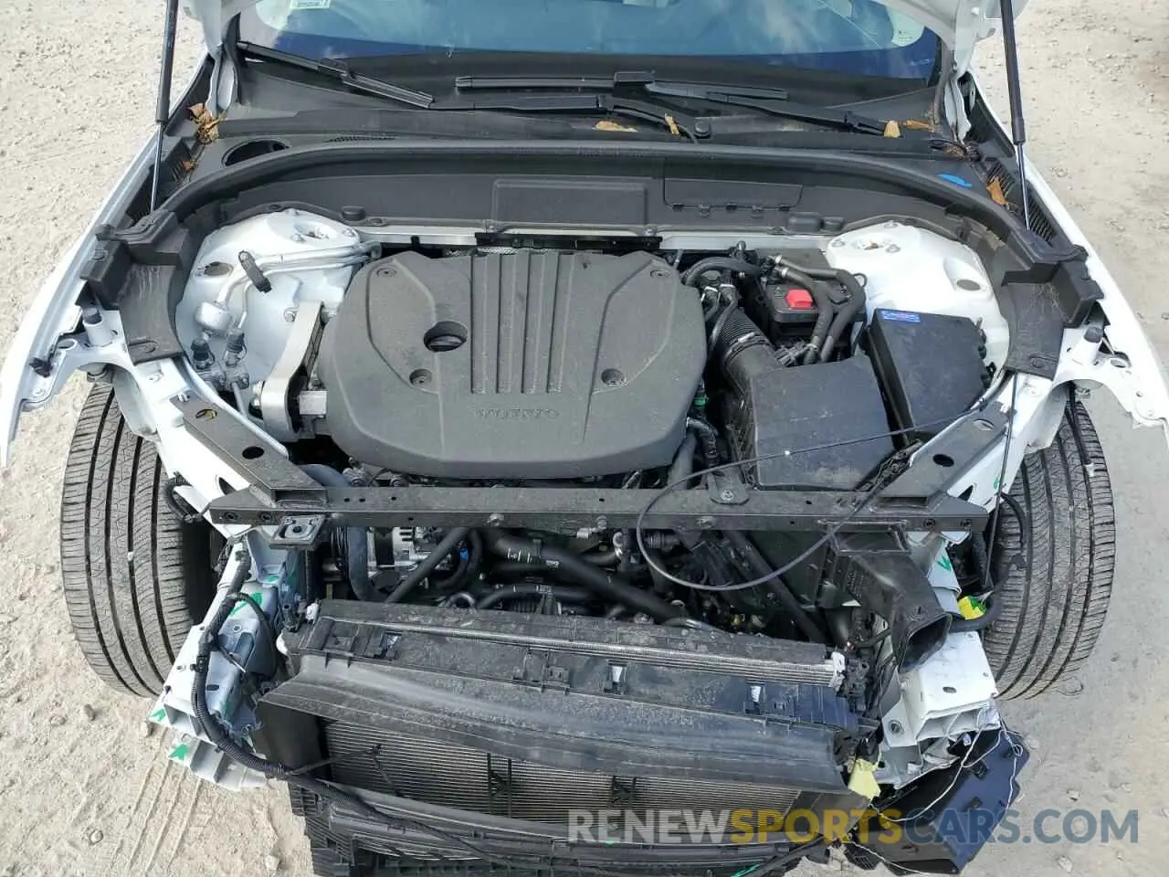12 Photograph of a damaged car YV4L12RL2R1823858 VOLVO XC60 PLUS 2024