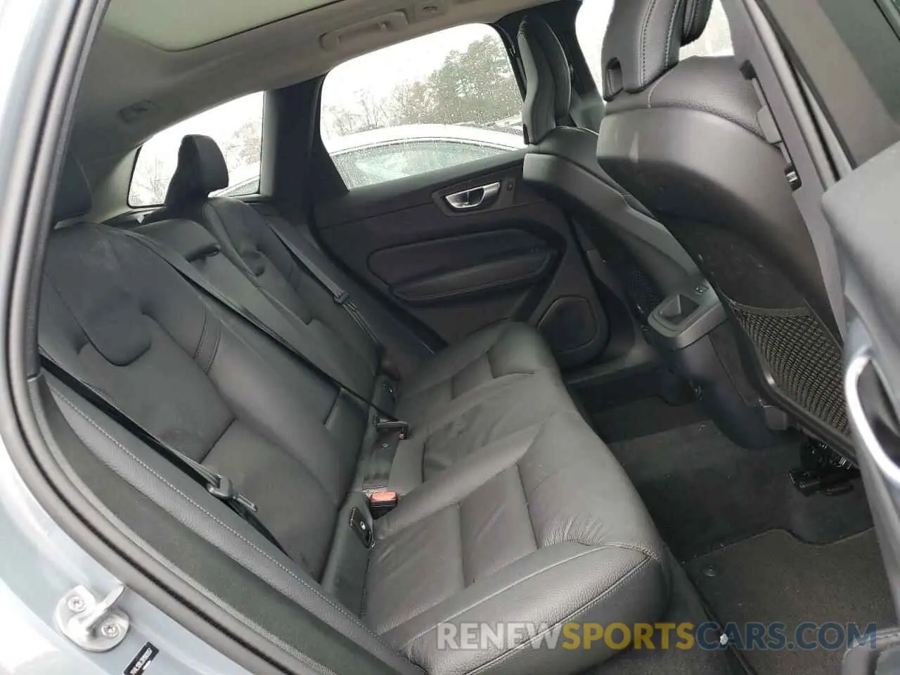 11 Photograph of a damaged car YV4L12RL2R1902057 VOLVO XC60 PLUS 2024