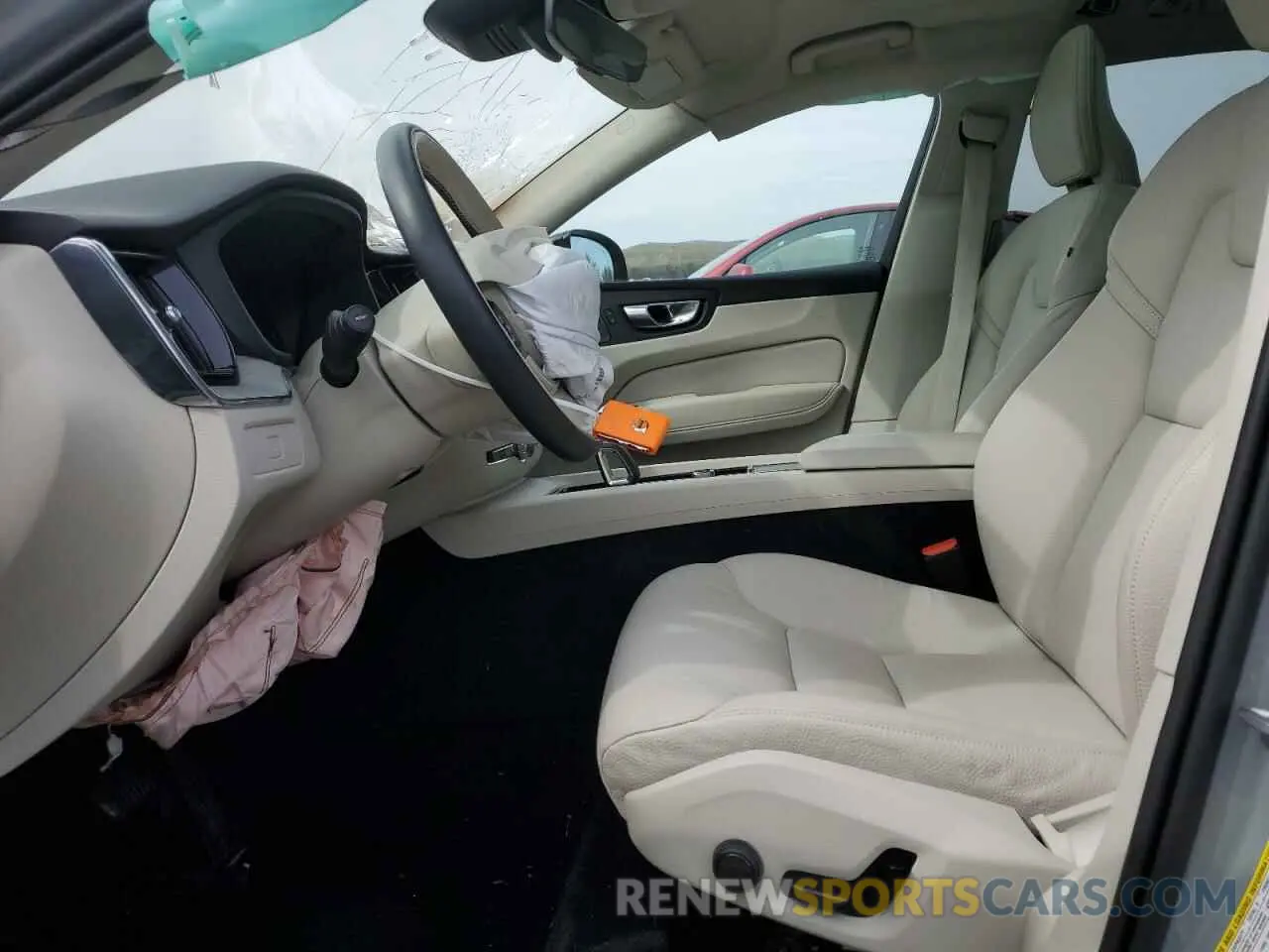 7 Фотография поврежденного автомобиля YV4L12RL3R1710498 VOLVO XC60 PLUS 2024