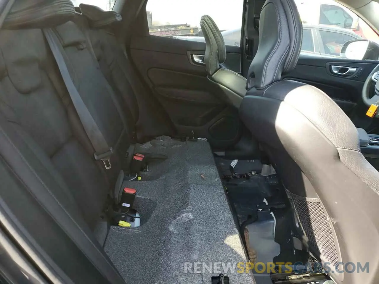 11 Фотография поврежденного автомобиля YV4L12RL3R1916064 VOLVO XC60 PLUS 2024