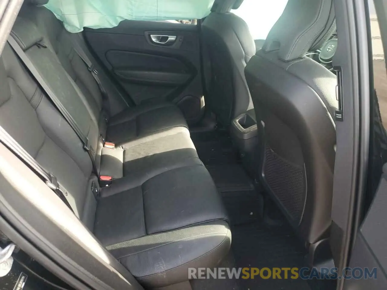 10 Photograph of a damaged car YV4L12RL5R1767754 VOLVO XC60 PLUS 2024
