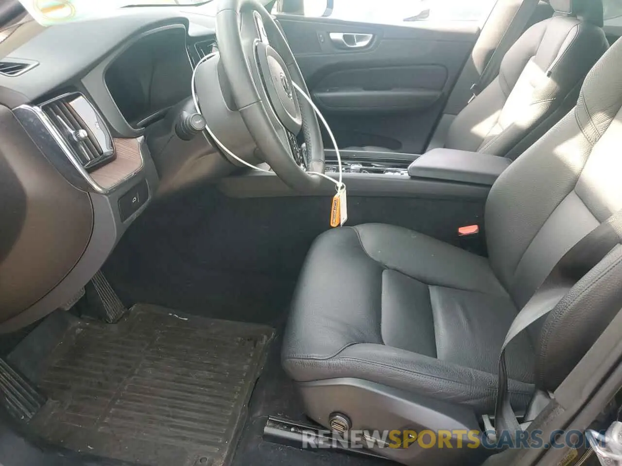 7 Photograph of a damaged car YV4L12RL5R1767754 VOLVO XC60 PLUS 2024