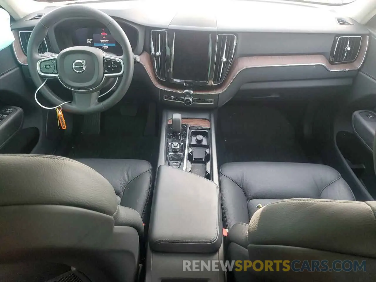 8 Photograph of a damaged car YV4L12RL5R1767754 VOLVO XC60 PLUS 2024