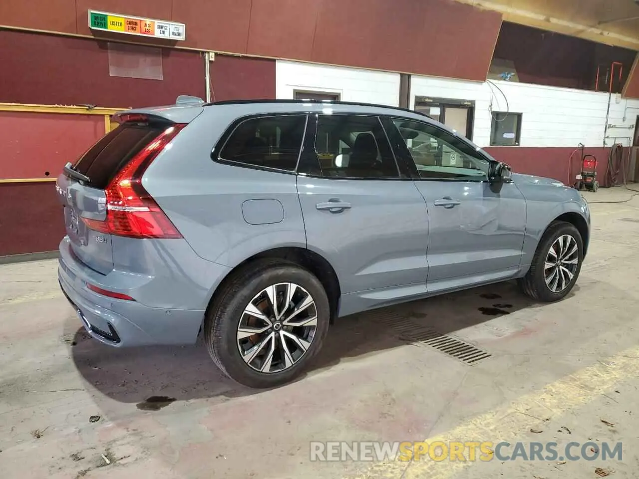 3 Фотография поврежденного автомобиля YV4L12RL5R1807296 VOLVO XC60 PLUS 2024