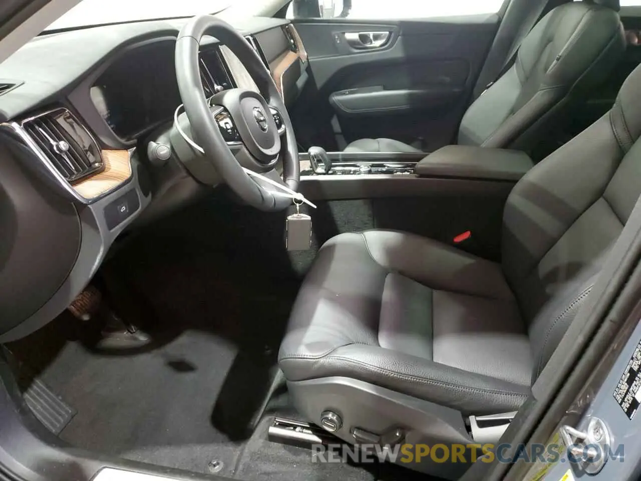 7 Фотография поврежденного автомобиля YV4L12RL5R1807296 VOLVO XC60 PLUS 2024