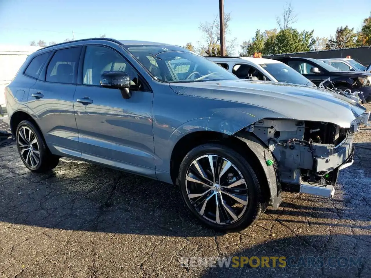 4 Фотография поврежденного автомобиля YV4L12RL5R1901985 VOLVO XC60 PLUS 2024