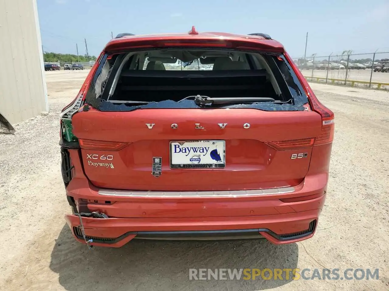 6 Photograph of a damaged car YV4L12RL9R1763643 VOLVO XC60 PLUS 2024