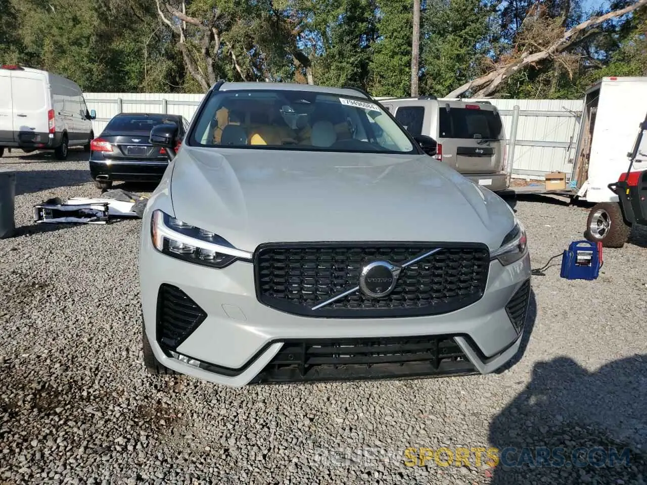 5 Photograph of a damaged car YV4M12RC0S1002767 VOLVO XC60 PLUS 2025