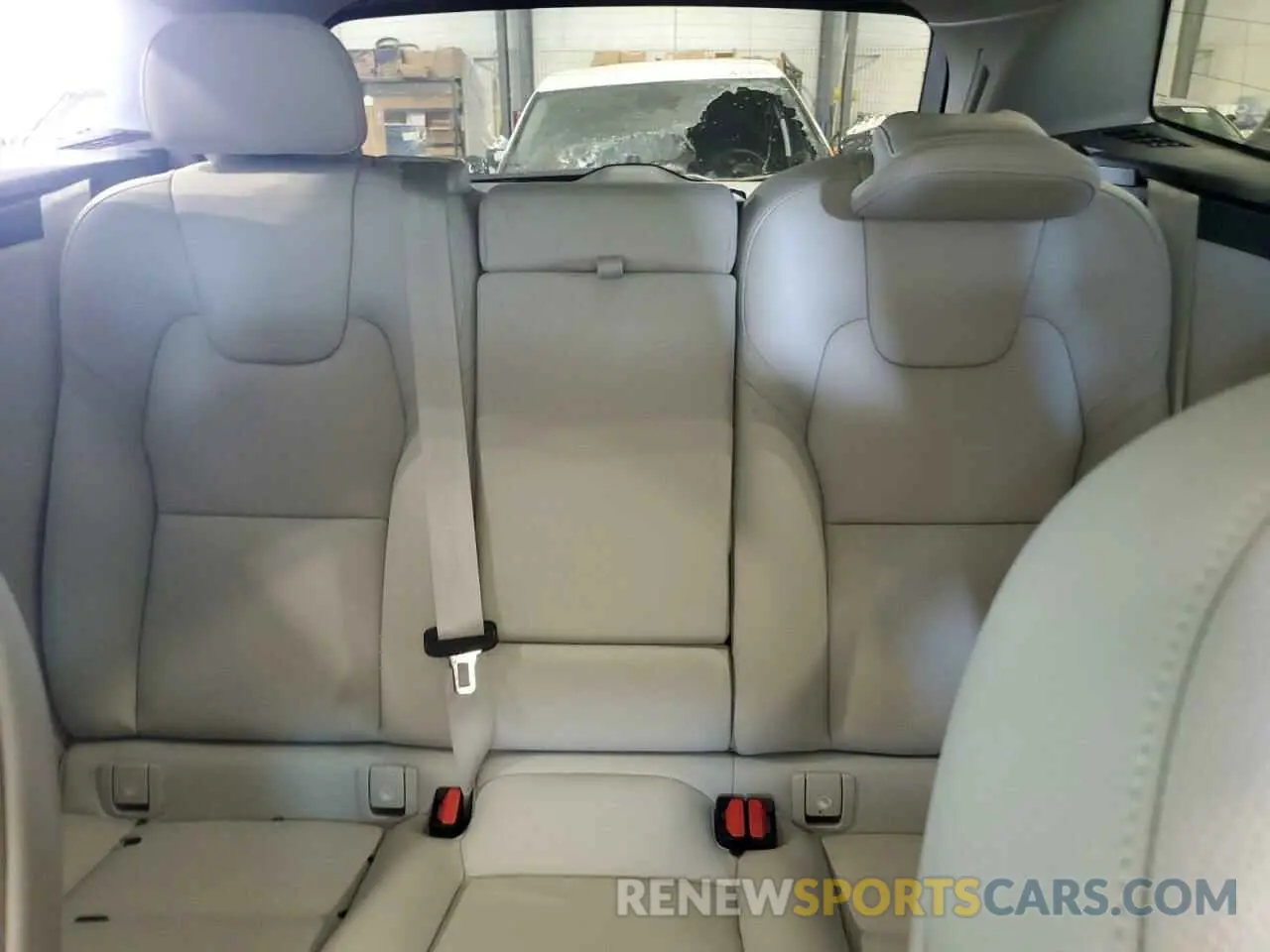 10 Photograph of a damaged car YV4M12RC2S1029162 VOLVO XC60 PLUS 2025
