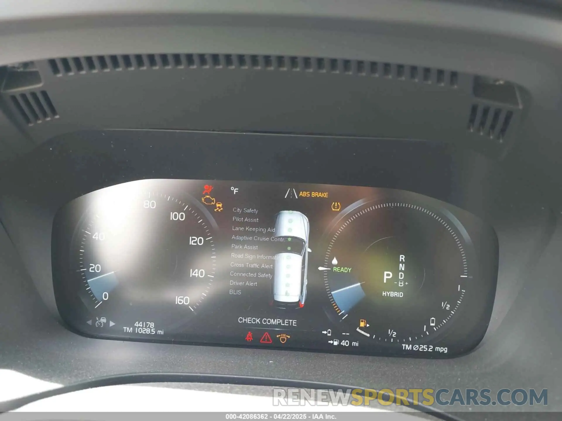 7 Фотография поврежденного автомобиля YV4BR0DL5M1782490 VOLVO XC60 RECHARGE PLUG-IN HYBRID 2021
