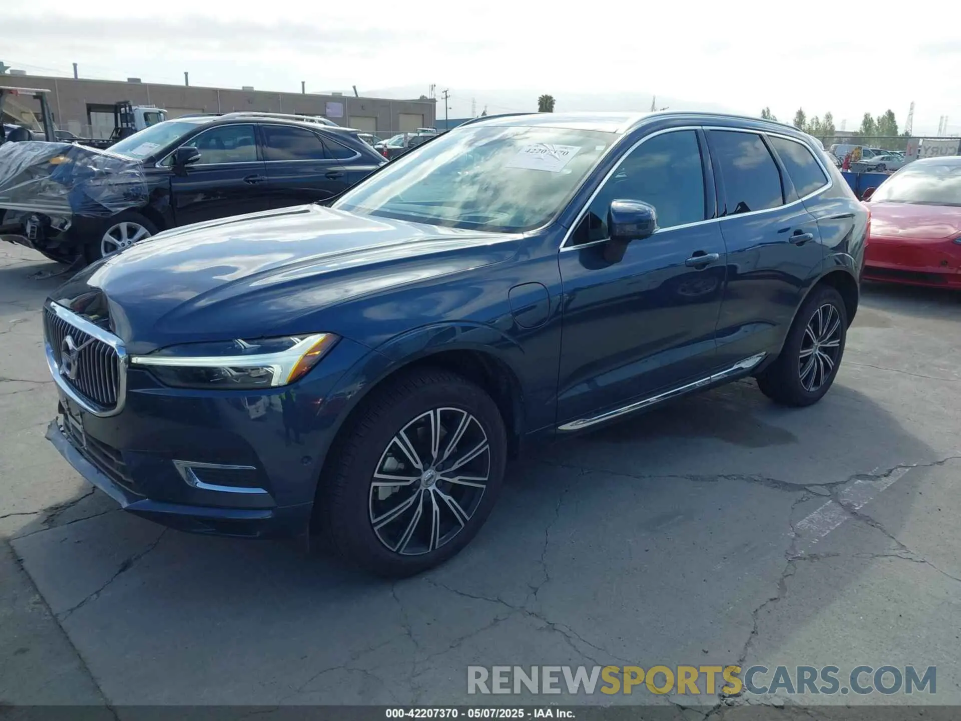 2 Photograph of a damaged car YV4BR0DL5M1820896 VOLVO XC60 RECHARGE PLUG-IN HYBRID 2021