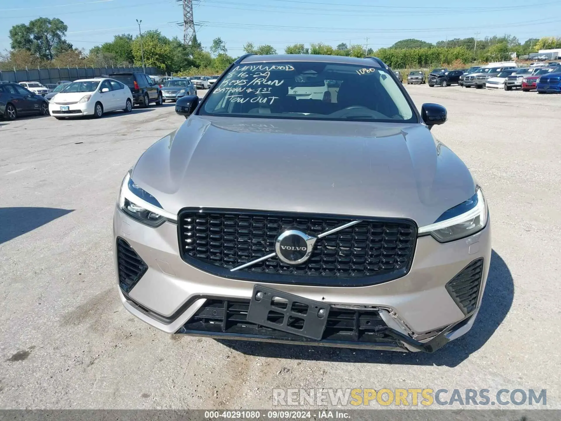 13 Фотография поврежденного автомобиля YV4H60DX2P1356847 VOLVO XC60 RECHARGE PLUG-IN HYBRID 2023