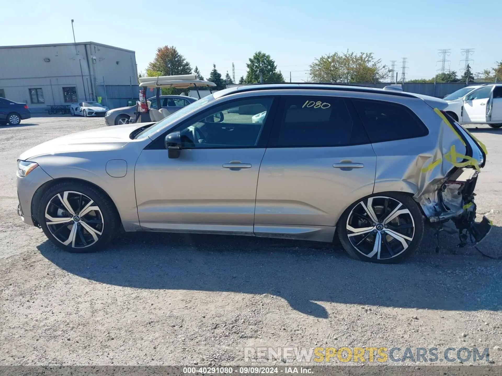 15 Фотография поврежденного автомобиля YV4H60DX2P1356847 VOLVO XC60 RECHARGE PLUG-IN HYBRID 2023