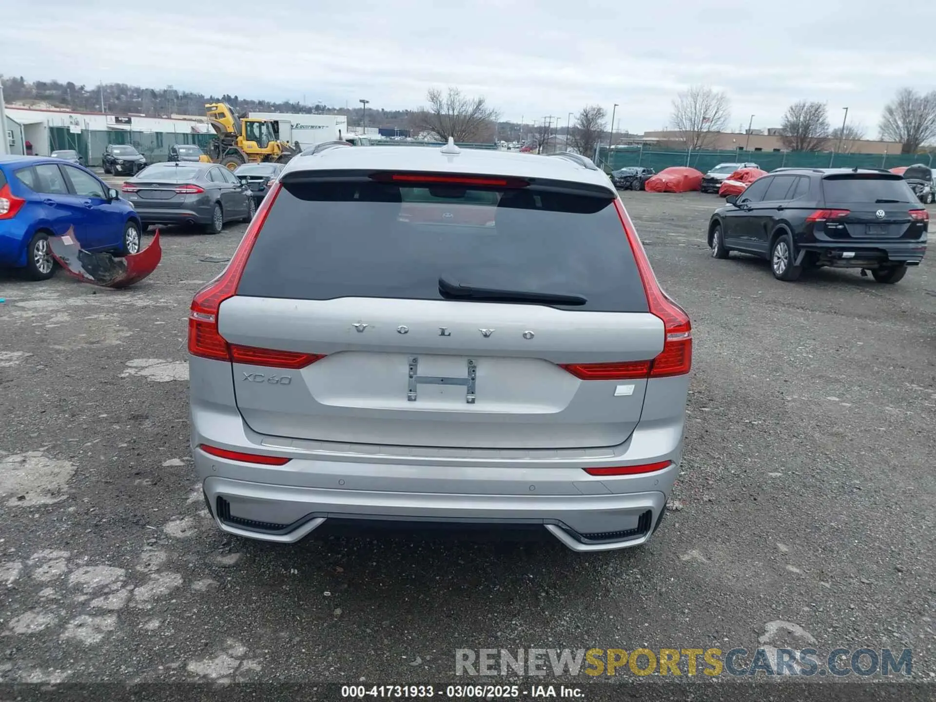 16 Фотография поврежденного автомобиля YV4H60DL1R1763252 VOLVO XC60 RECHARGE PLUG-IN HYBRID 2024