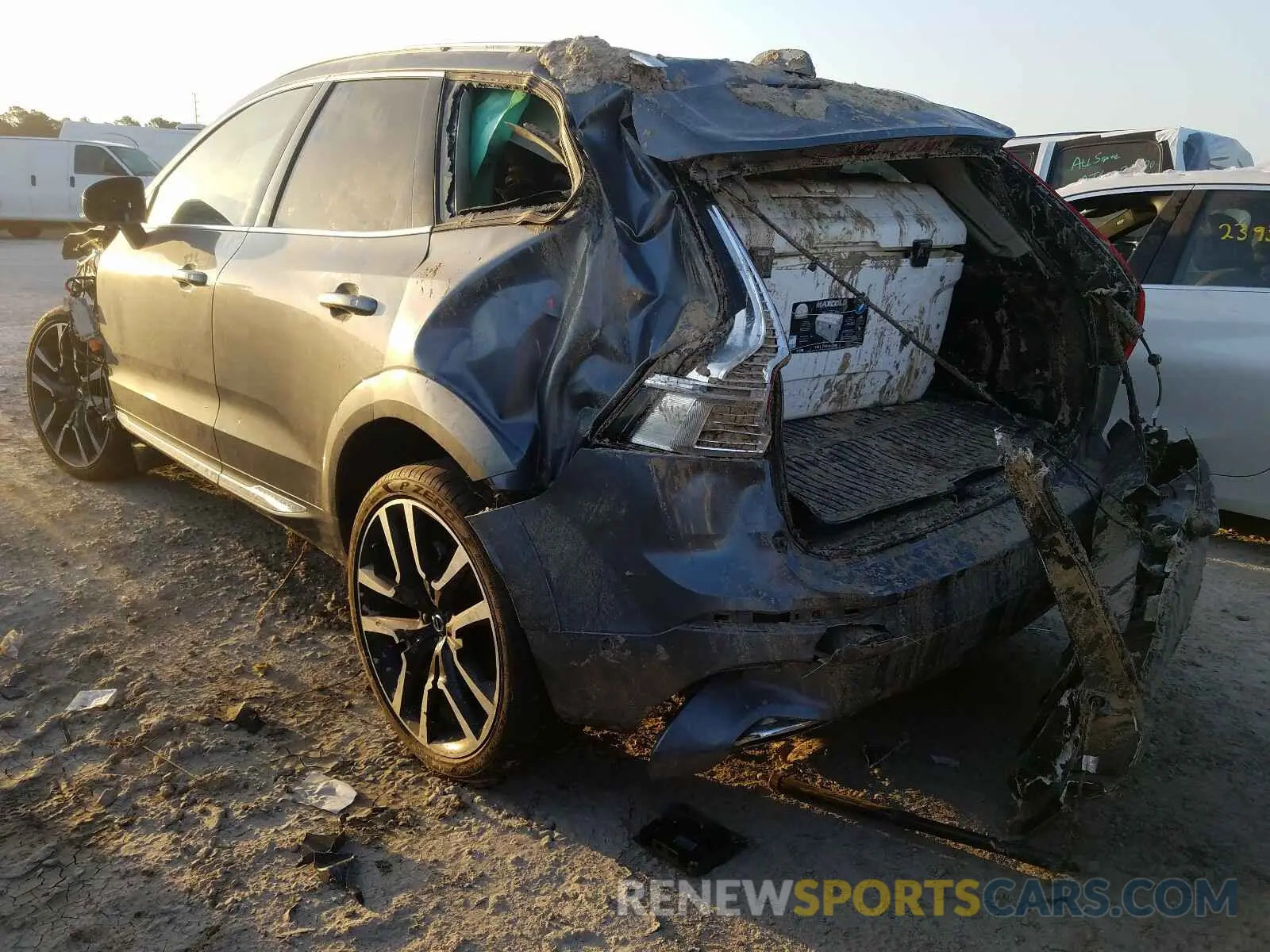3 Photograph of a damaged car LYVBR0DL9KB237014 VOLVO XC60 T8 IN 2019