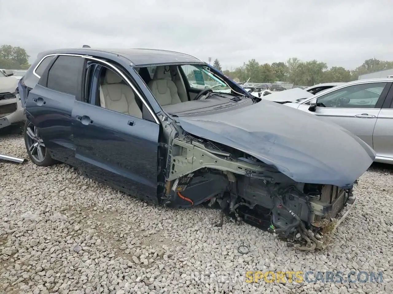 4 Фотография поврежденного автомобиля YV4BR0DK0M1861962 VOLVO XC60 T8 RE 2021