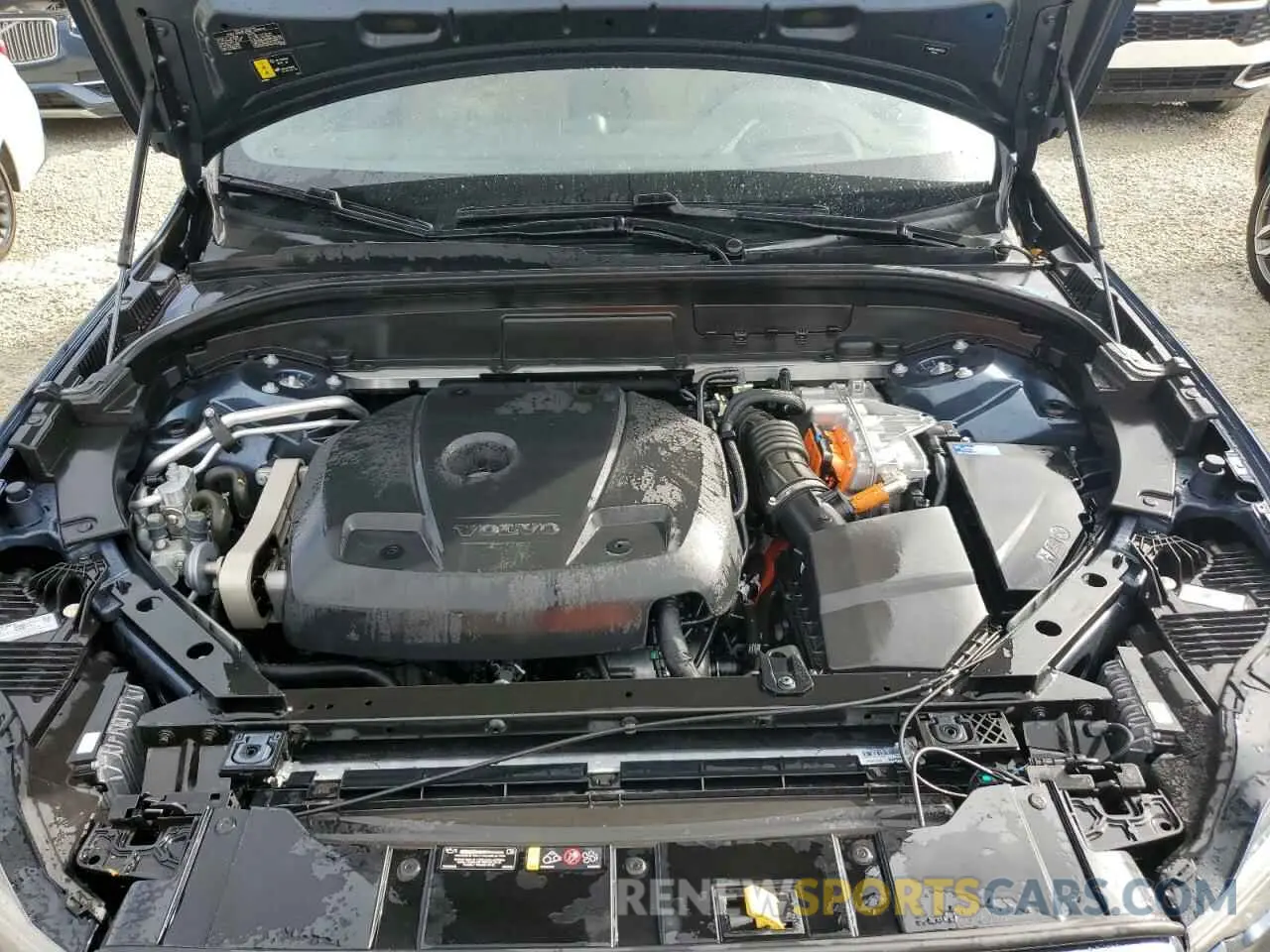 12 Photograph of a damaged car YV4BR0DL7N1921522 VOLVO XC60 T8 RE 2022