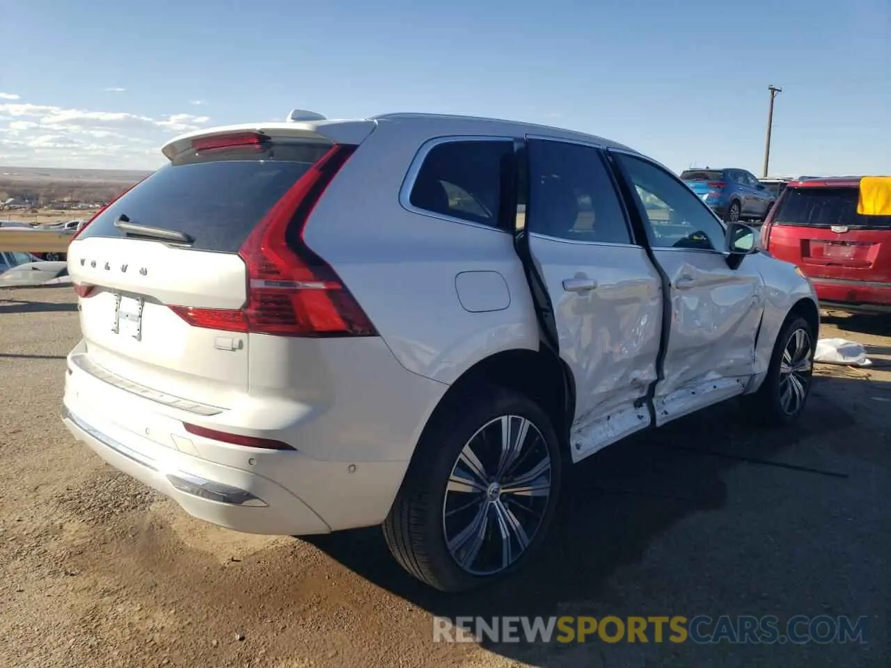 3 Photograph of a damaged car YV4BR0DL9N1962007 VOLVO XC60 T8 RE 2022