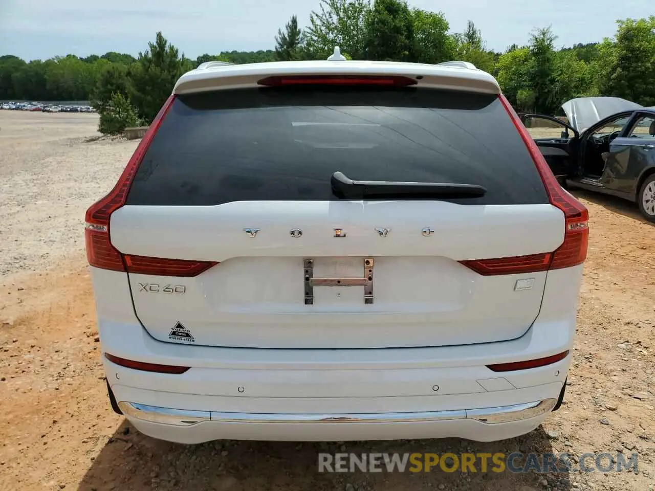 6 Photograph of a damaged car YV4H60DL1N1051110 VOLVO XC60 T8 RE 2022